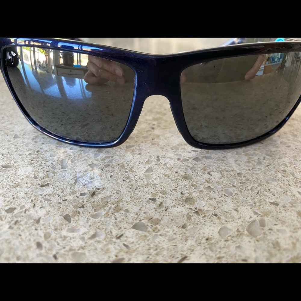 Maui Jim sunglasses (Maui)